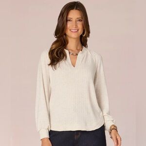 Democracy Ribbed Knit Top XL Cream Long Sleeve Split Neck Textured Shoulder